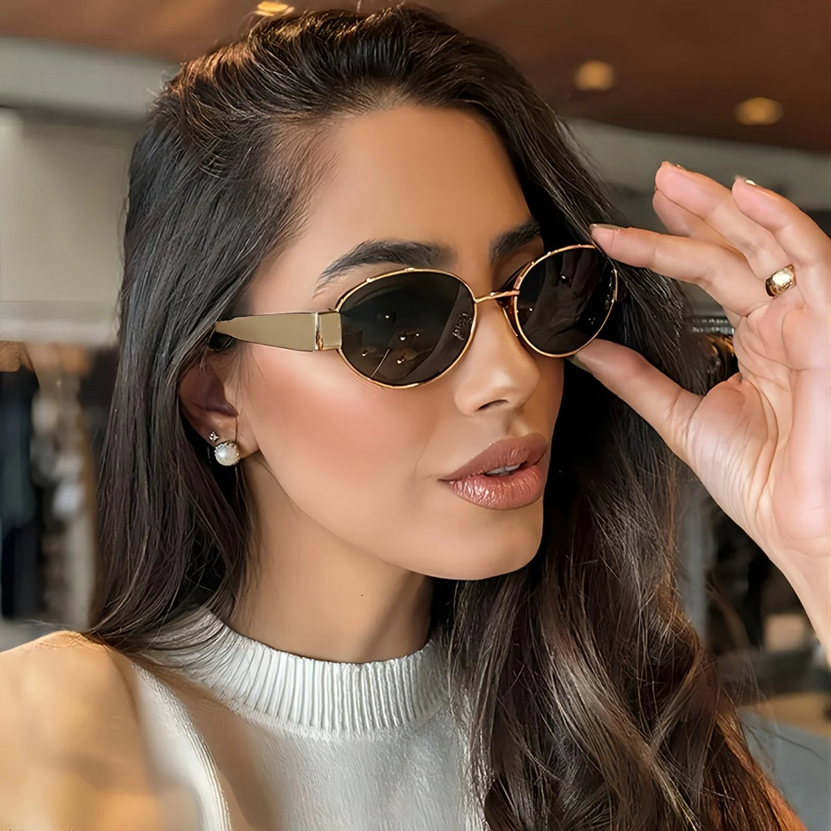 The Timeless Oval Sunglasses